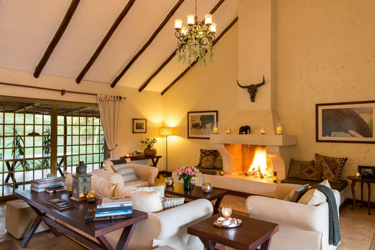 Public Area 4, Kili Villa, Meru