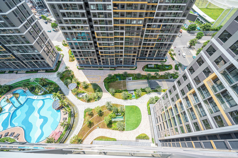 Exterior 5, LA Nest - Vena Nest, District 9