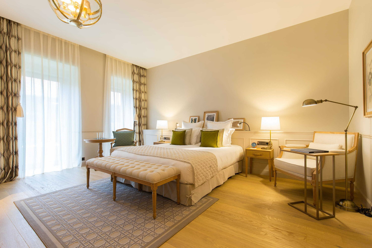 Bedroom 3, Hotel Chais Monnet & Spa, Charente