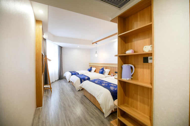 Bedroom 2, Wuling Mountain Water Inn, Zhangjiajie