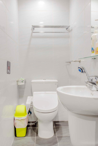 Bathroom 5, Old Door Hostel, Taipei City