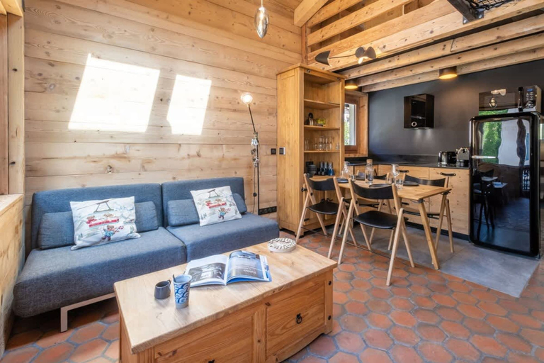 Room 4, Chalet Racar for 4 People Town Center and Mountain View, Haute-Savoie