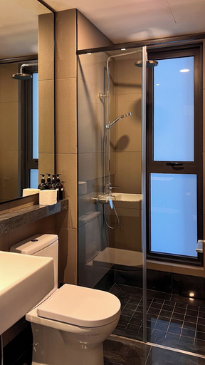 Bathroom 4, Genius KL - Bloomsvale Residence SkyPool, Kuala Lumpur