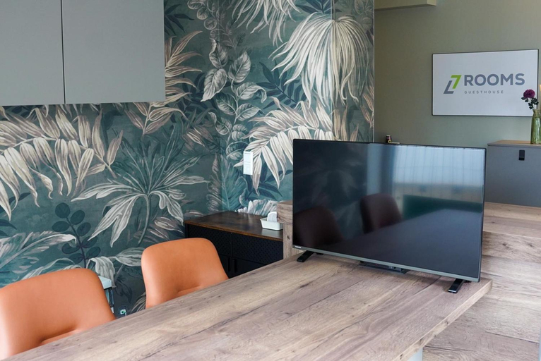 Others 3, 7rooms - Self Check-in, Gütersloh