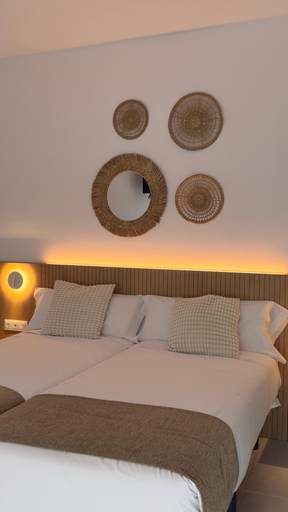Bedroom 2, MYO Barcelona Hotel & Apartments, Barcelona