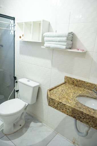 Bathroom 4, Pousada Bem Estar offshore, Campos