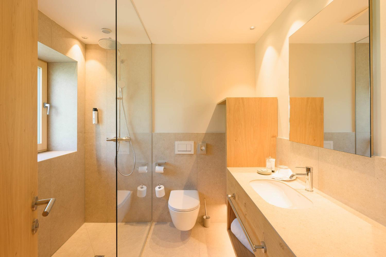 Bathroom 5, Boutique Hotel Pachers, Bolzano