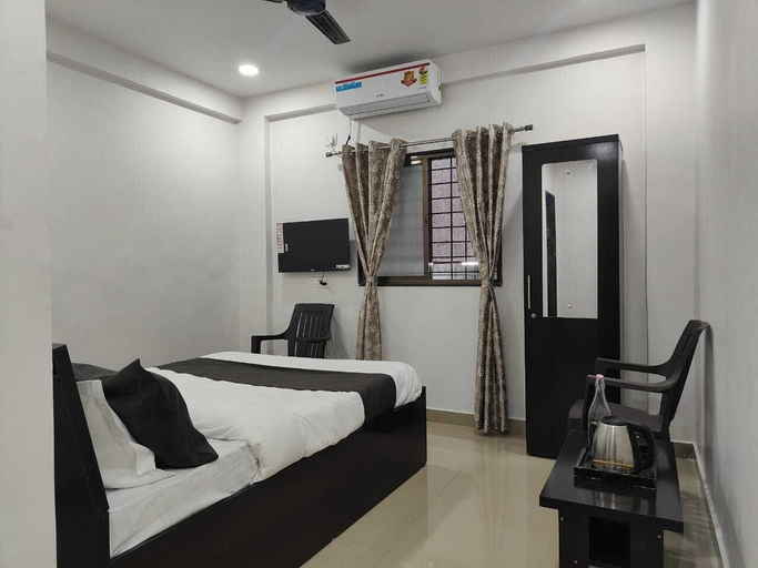 Bedroom 3, Spark Inn Hotel, Pune