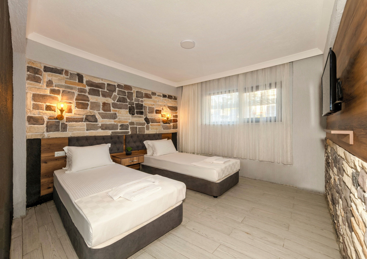 Bedroom 3, Özkaptan Aqua Otel, Marmara