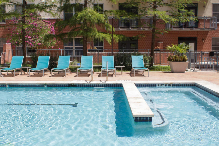 Room 2, Austin Exquisite 1BD 1BA Downtown Apartment, Travis