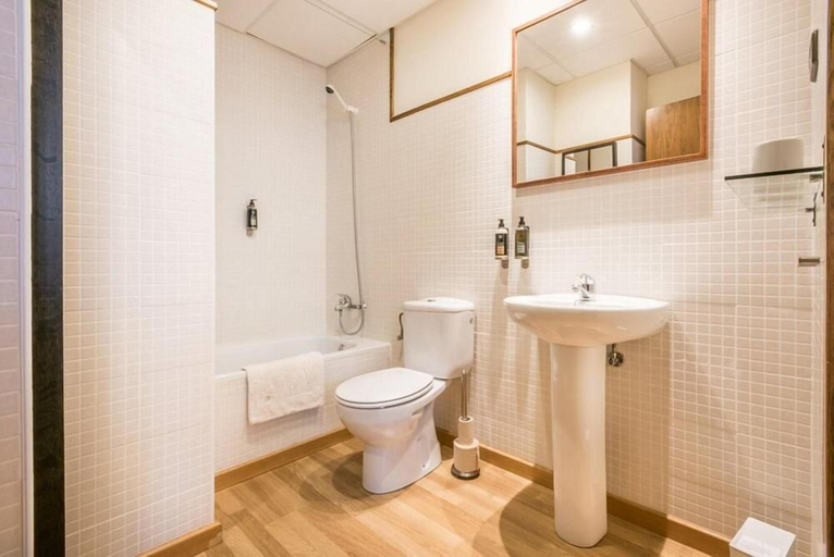 Bathroom 4, Chalet Iori, Lleida
