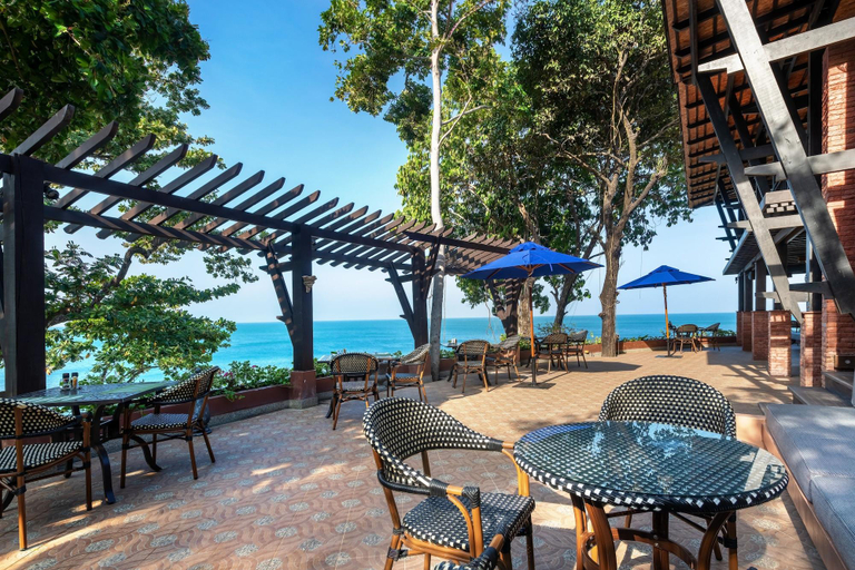 Food & Drinks 5, Nirvana Beach Resort, Ko Lanta