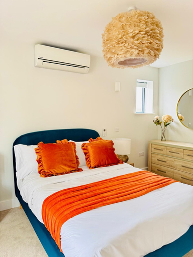 Bedroom 5, Heliodor House in Cambridge, Cambridgeshire