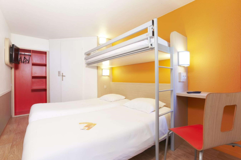 Bedroom 5, Premiere Classe Auxerre, Yonne