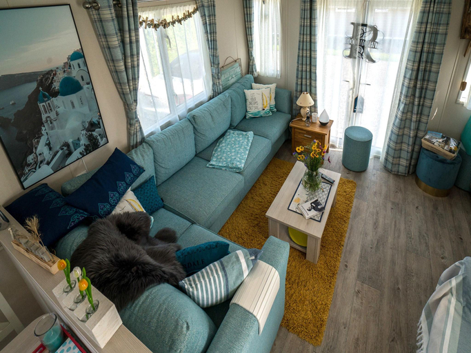 Others 3, Chalet in Oostkapelle near the Beach, Veere