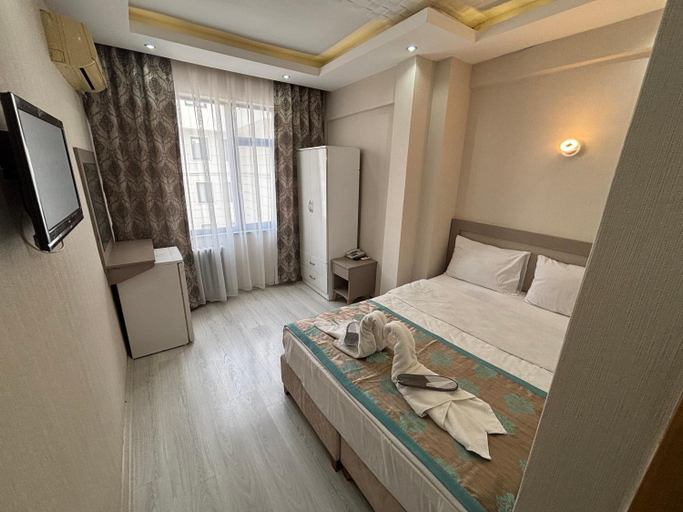Bedroom 4, Fly Hotel, Fatih