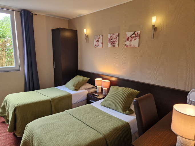 Bedroom 3, Hotel Bal, Pas-de-Calais