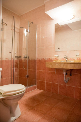 Bathroom 4, Hotel Perla, Varna