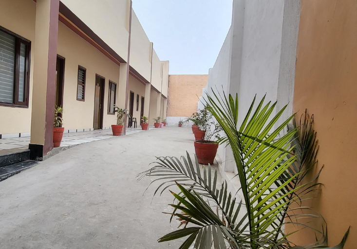 Exterior & Views 3, Hotel Panipat Town House, Panipat