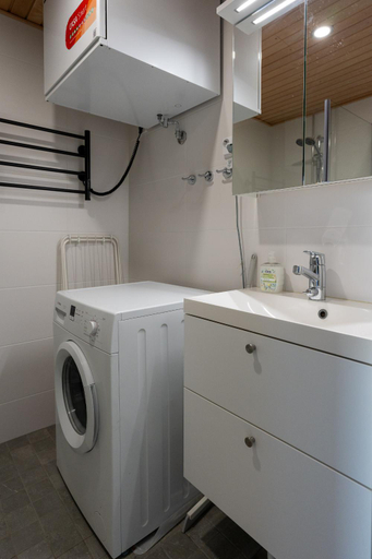 Bathroom 3, Easy Stay Rooms & Apartments near Airport, Uusimaa