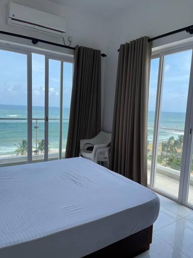 Bedroom 2, Blue Ocean Apartment by EPICK, Dehiwala-Mount Lavinia
