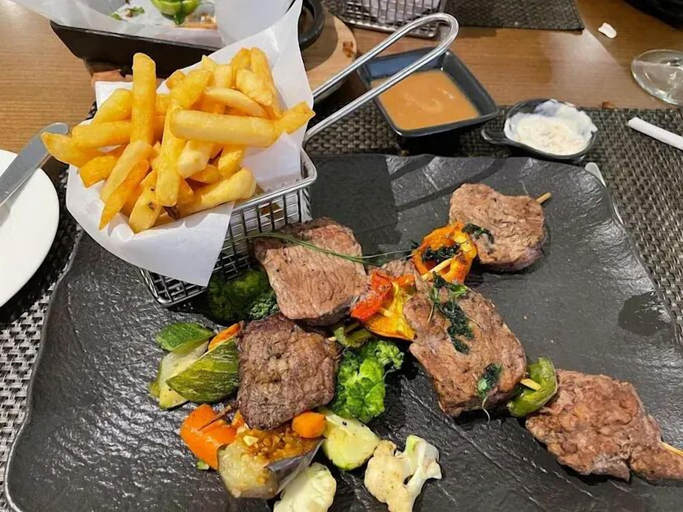 Food & Drinks 5, Nordy Meridian Hotel, Ungogo