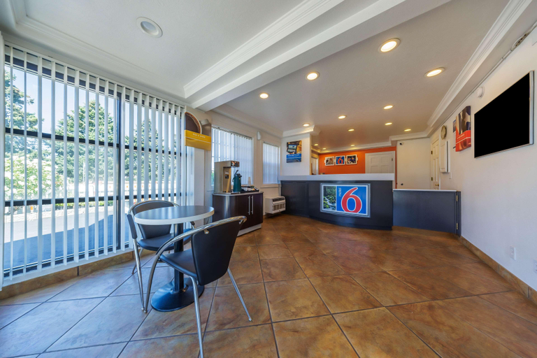 Public Area 2, Motel 6 Canby, OR, Clackamas