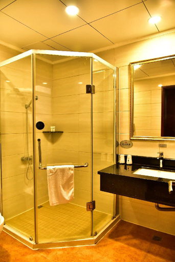 Bathroom 4, Zhongshan Hui Quan Hotel, Zhongshan
