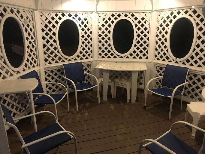 Others 5, Chincoteague Inn, Accomack