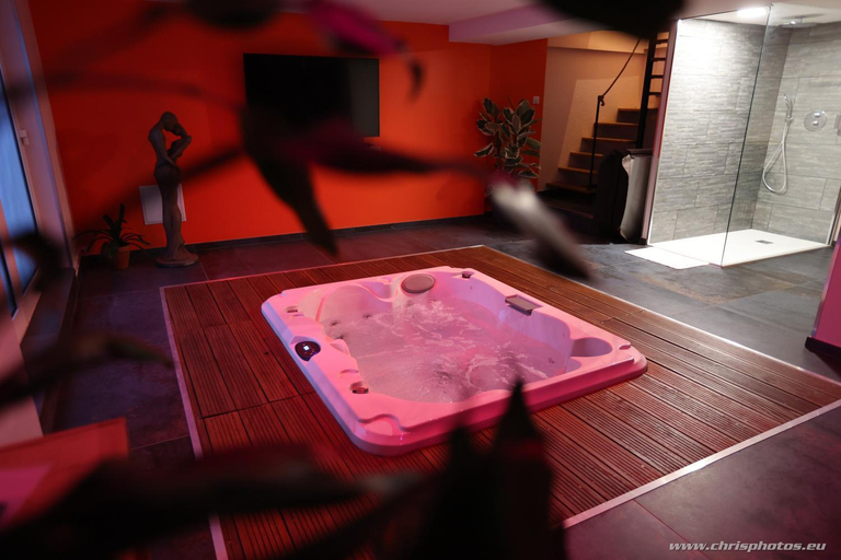 Others 5, Ds Plaisir Love Room avec sauna, jacuzzi a Nancy, Meurthe-et-Moselle
