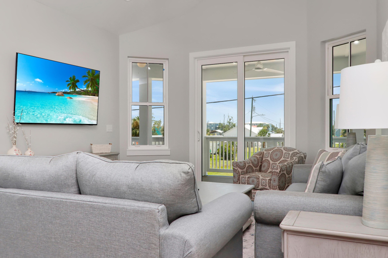 Living area 4, Georgia Blue, Bay