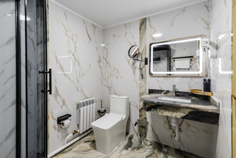 Bathroom 5, Rim Grand Hotel, Almaty