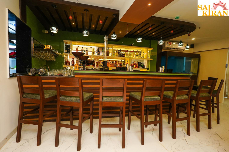 Food & Drinks 4, Saikiran Tower, North Goa