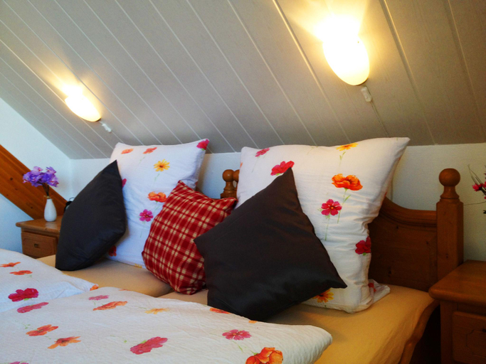 Bedroom 3, Landgasthof Sonne, Ortenaukreis