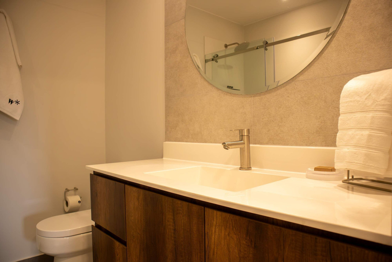 Room 3, Charming 3BR w Amazing Pool in Miraflores, Lima