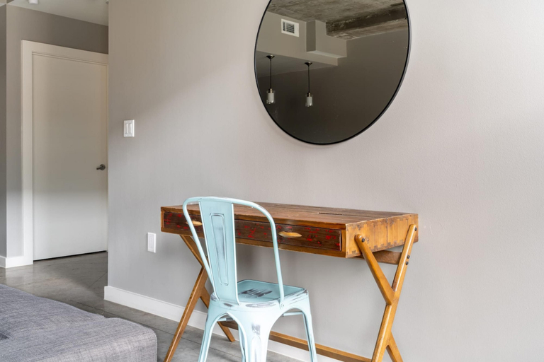 Room 3, Austin Exquisite 1BD 1BA Downtown Apartment, Travis