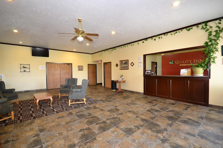 Public Area 3, Quality Inn Hastings, Adams