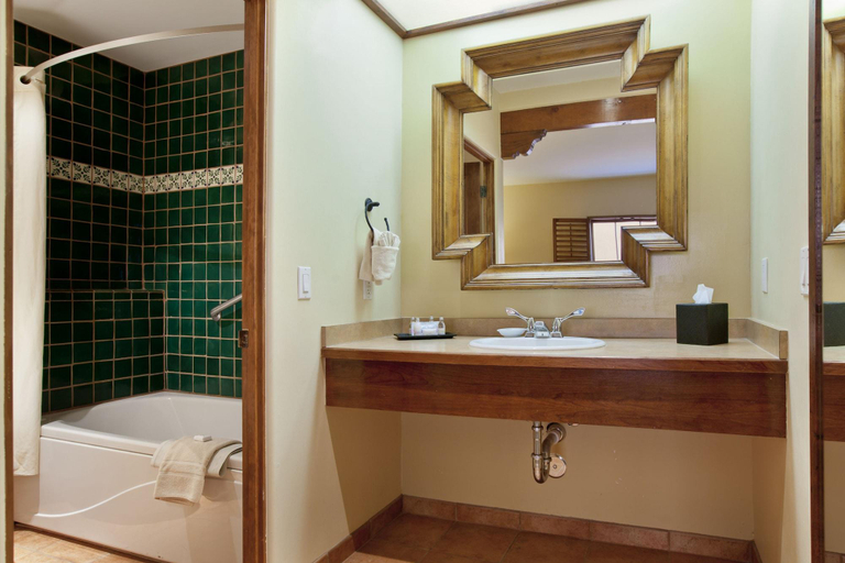 Bathroom 4, Pinon Court, Santa Fe