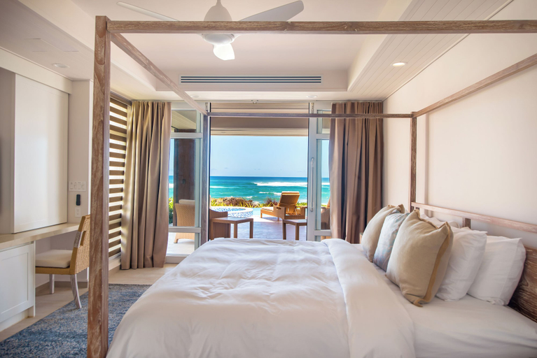 Bedroom, East Resort, Hidaybu
