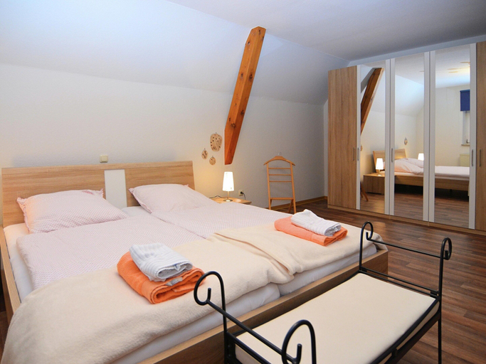 Room 3, Delightful Holiday Home in Battenberg Near Forest, Waldeck-Frankenberg