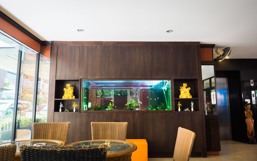 Public Area, Patong Moon Inn Guesthouse, Phuket Island