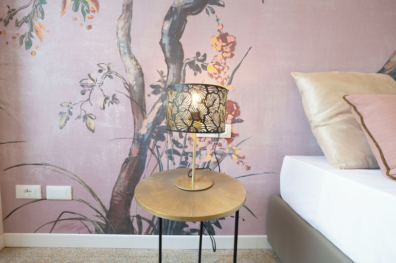 Room 4, Splendor Eternal 3BR Apartment, Roma