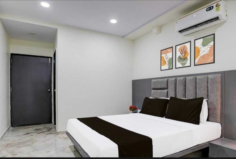 Bedroom 2, hotel swagat inn, Ahmadabad