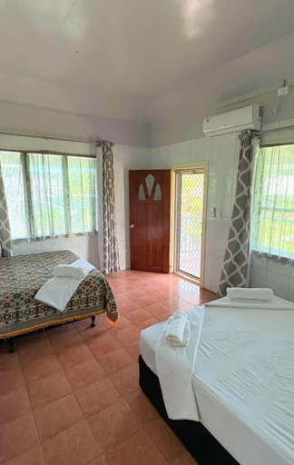 Room 2, Maninoa Surf Accommodation, Siumu