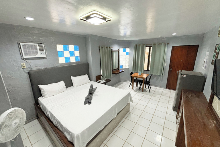 Bedroom 2, Sea Queen Dive Resort Puerto Galera, Puerto Galera