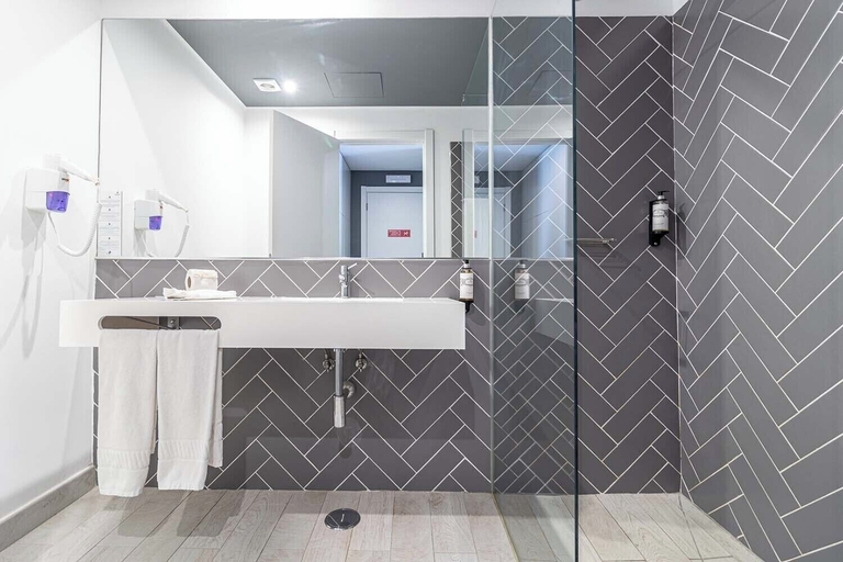 Bathroom 4, Pestana Gramacho Residence, Lagoa