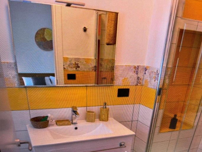 Bathroom 5, B&B Garden Grazia, Syracuse