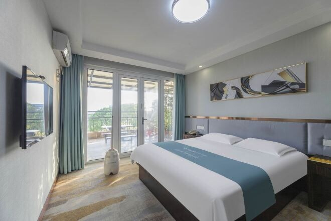 Bedroom 4, Chamagudao Hotel, Ningbo