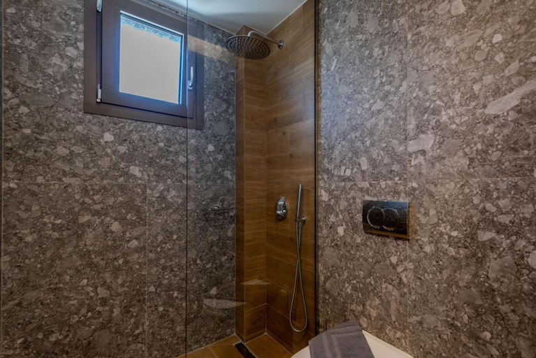 Bathroom 4, Athel Panoramic view Villas Stavros, Crete