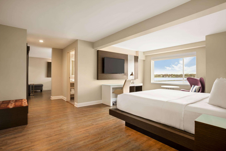Bedroom 3, Wyndham Newport Hotel, Newport